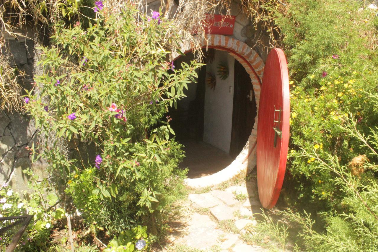 The Hobbit La Comarca Hotell Nueva San Salvador Eksteriør bilde
